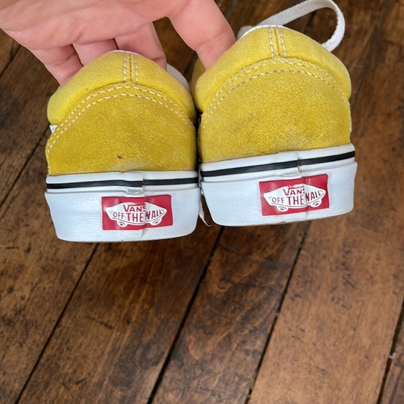 SOLD•Vans Yellow Unisex Lace Up Sneaker - Picture 3 of 6